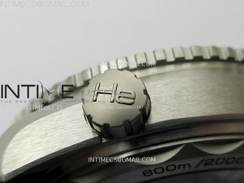 Planet Ocean 600M 43.5mm Black Ceramic Bezel SS VSF 1:1 Best Edition Gray Dial on Black Rubber Strap A8900